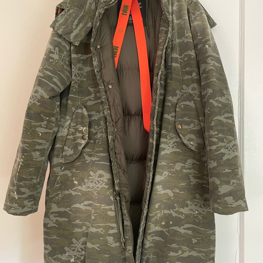 Mr & Mrs Italy Parka NWOT size M